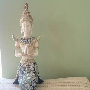 Buddha figurine, Zen. 10 Inches Tall